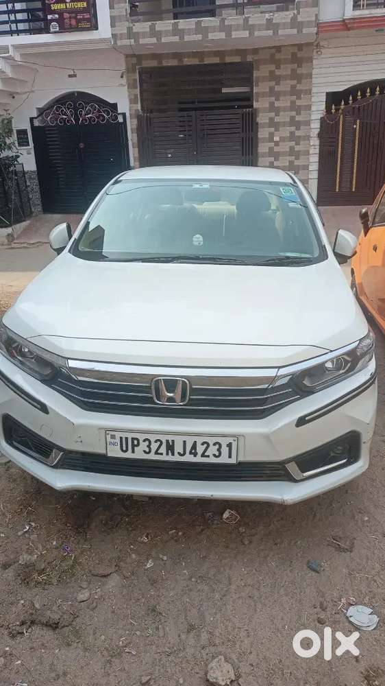Honda Amaze 2nd Gen 2022 Petrol 24250 Km Driven