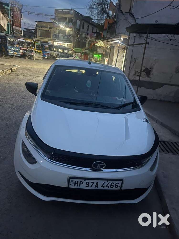 Tata Altroz 2023 Petrol 42000 Km Driven