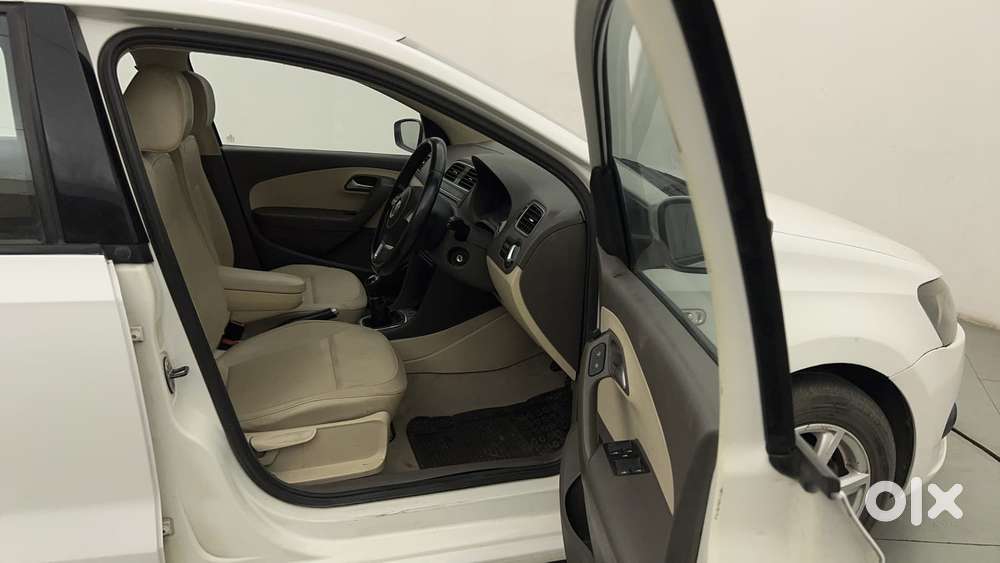 Volkswagen Vento 2010-2013 Petrol Highline, 2013, Petrol