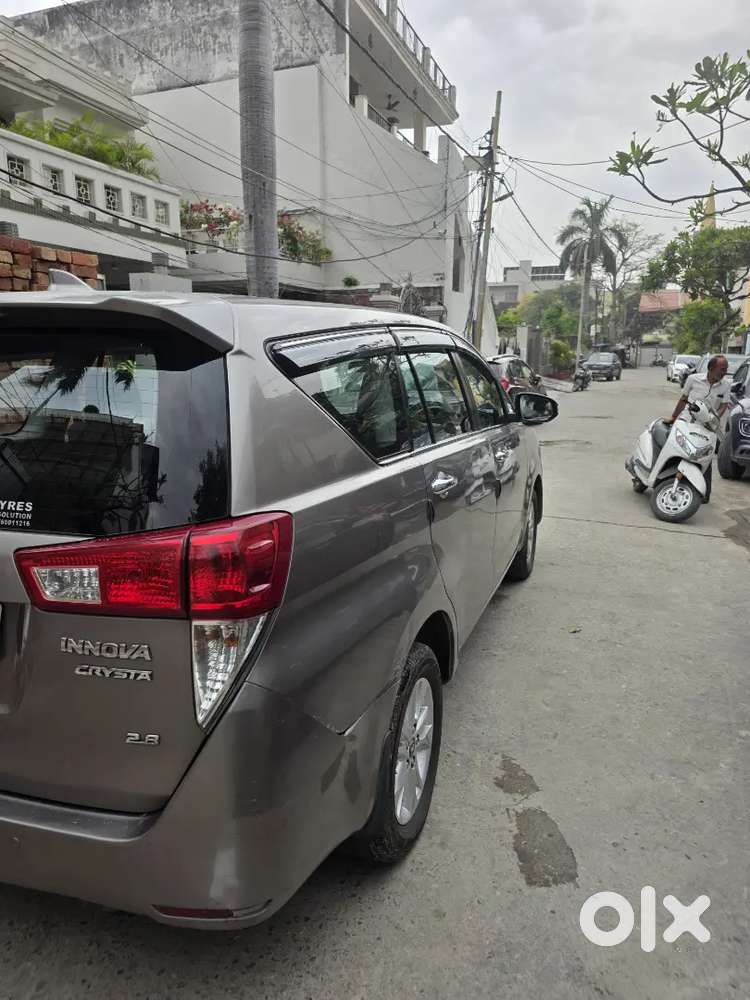 Toyota Innova Crysta 2017