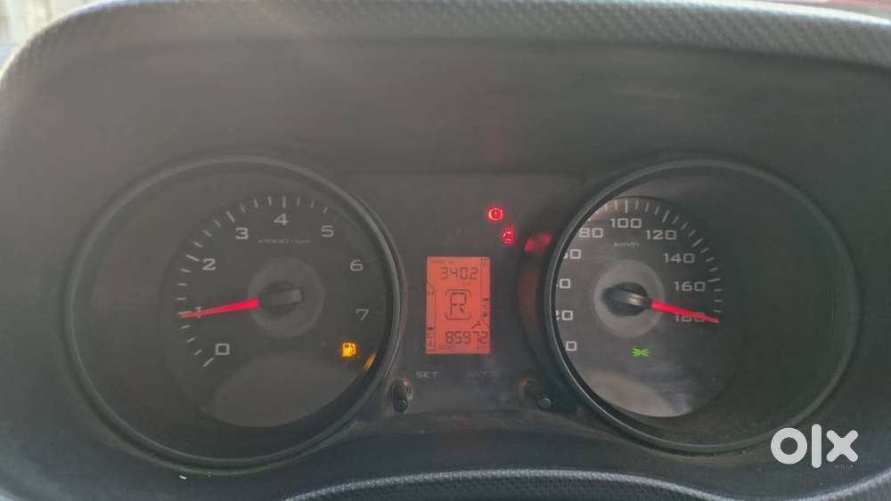 Mahindra Tuv 300 T4, 2016, Diesel