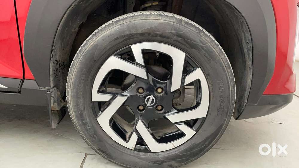 Nissan Magnite 1.0 Xv, 2023, Petrol