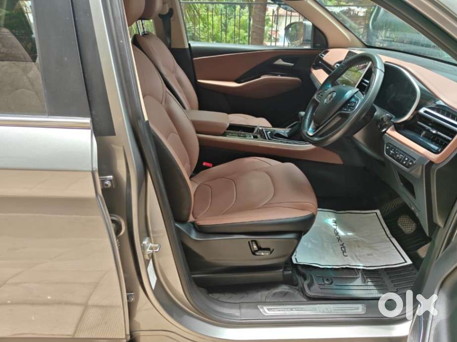 Mg Hector Plus Savvy Pro 1.5 Turbo Petrol Cvt 7 Str, 2024, Petrol
