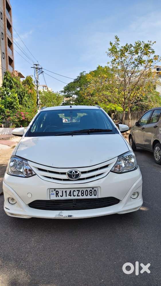 Toyota Etios Liva Trd Sportivo Petrol Ltd, 2014, Petrol