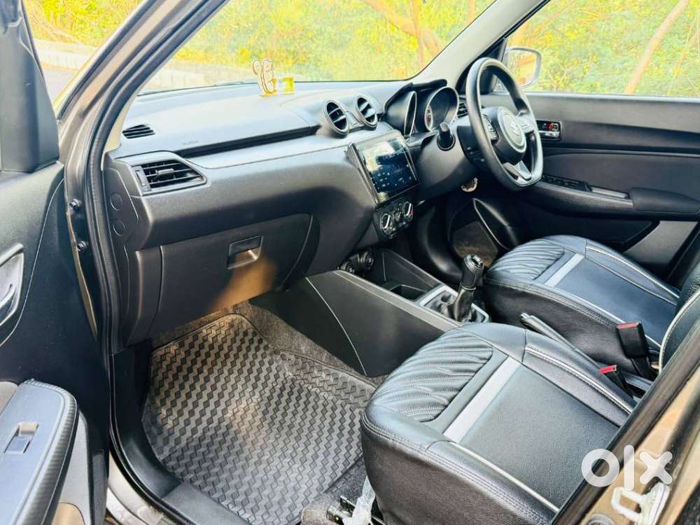 Maruti Suzuki Swift Vxi + Manual, 2023, Petrol