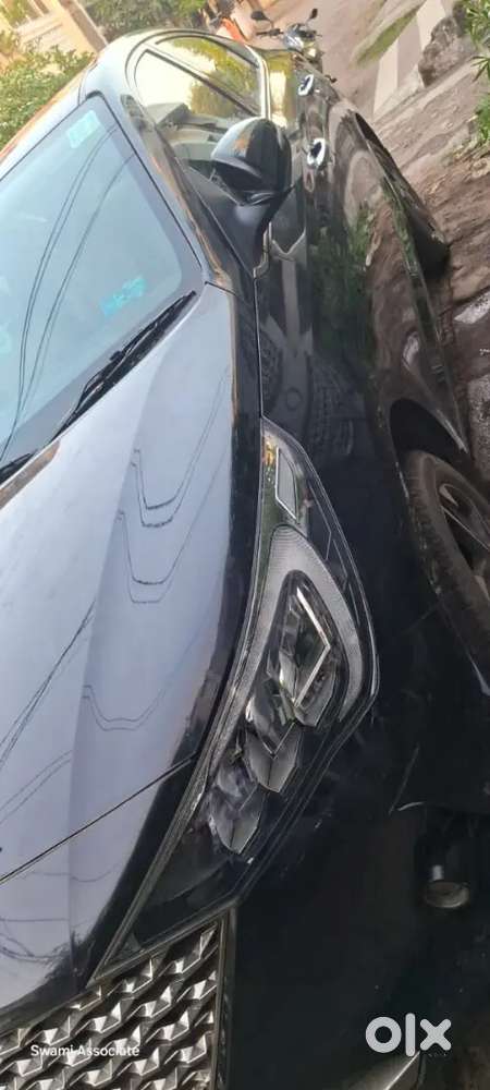 Hyundai Verna 2023 Sx Petrol Manual