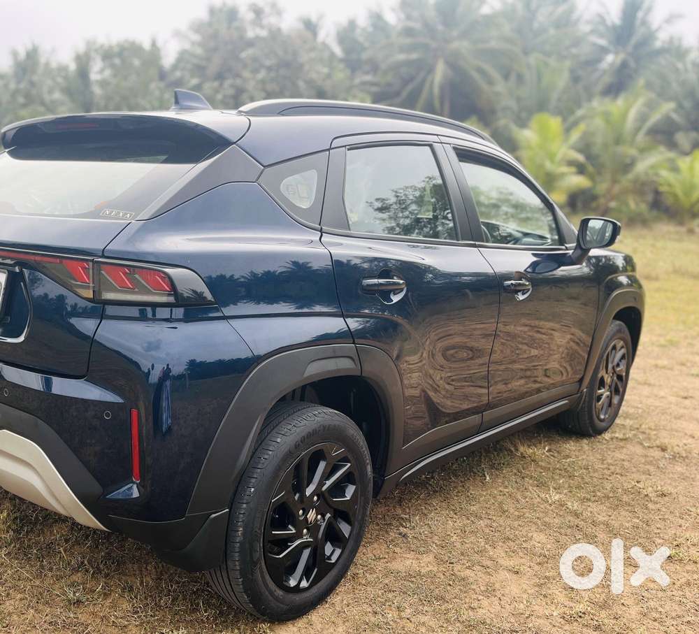 Maruti Suzuki Fronx Delta Plus 1.2l Mt, 2023, Petrol