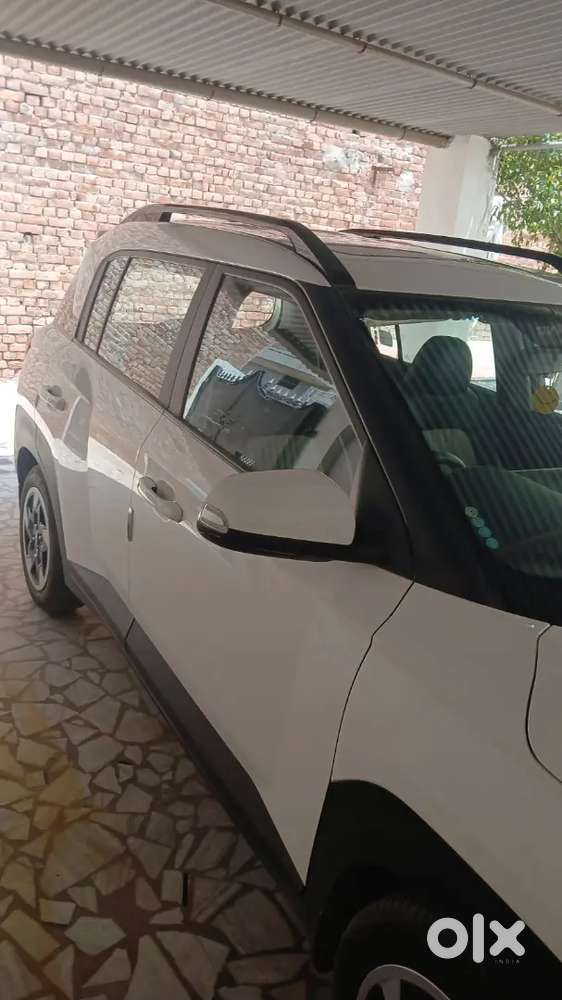 Hyundai Exter 2025 Petrol Well Maintained With Sunrpof