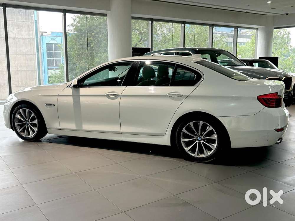 Bmw 5 Series 2.0 520i Luxury Line, 2016, Petrol