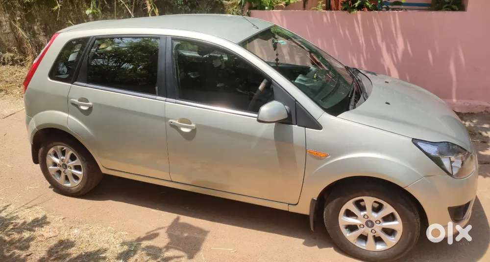 Ford Figo Diesel Titanium Full Option Single Owhner