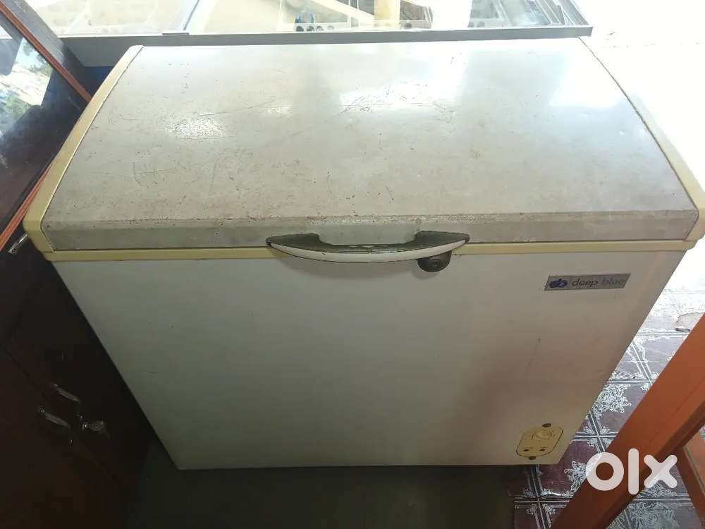 Deep freezer