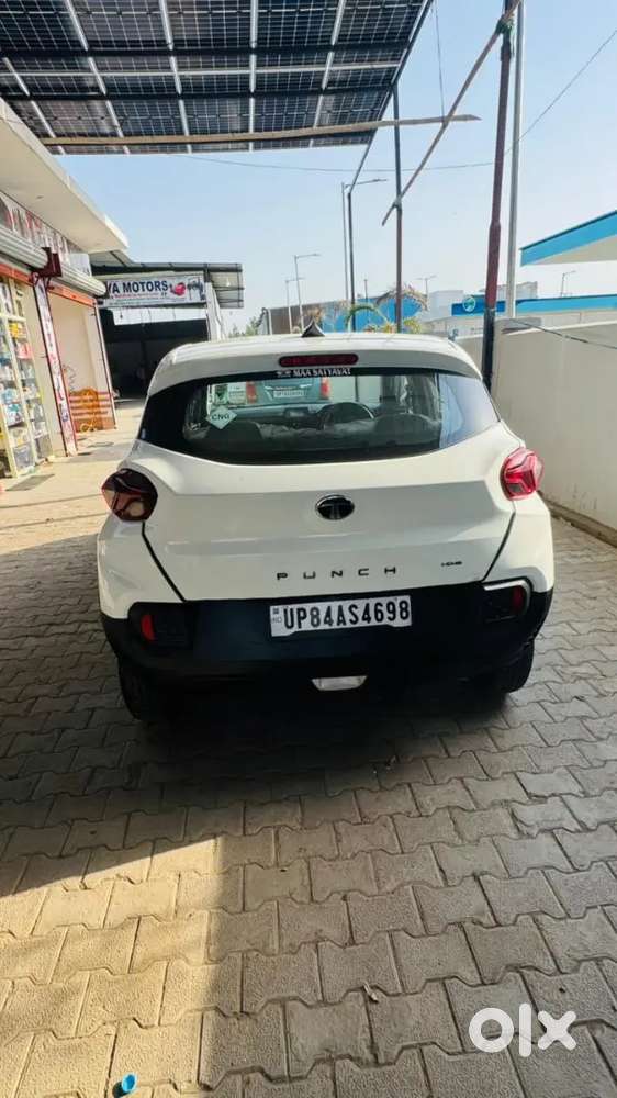 Tata Punch 2024 Model Cng &petrol 23000km Running