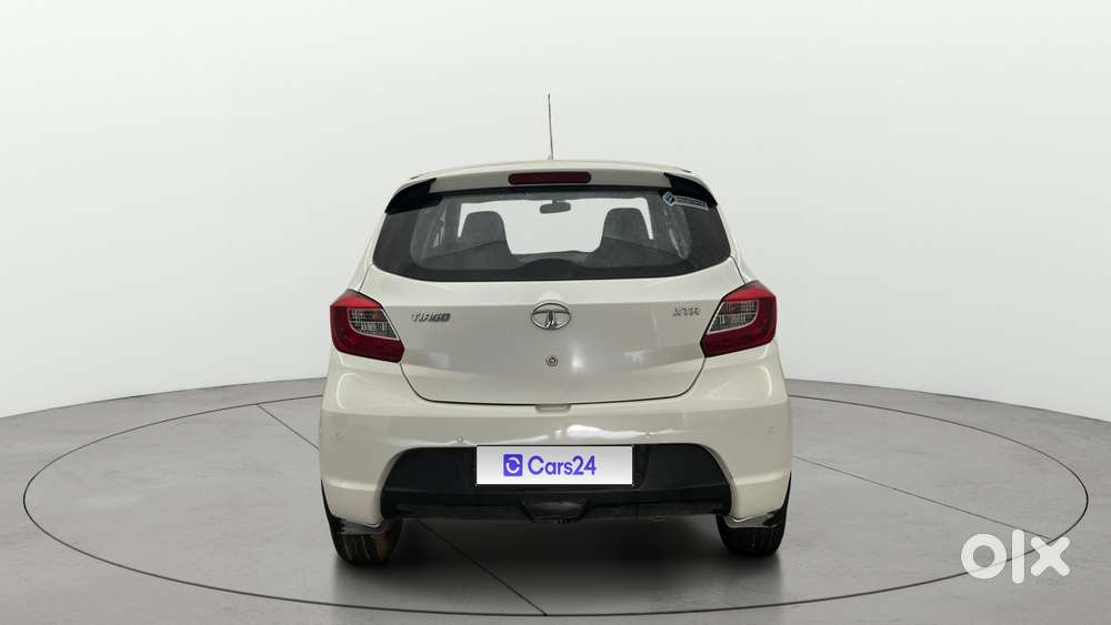 Tata Tiago 1.2 Revotron Xta, 2018, Petrol
