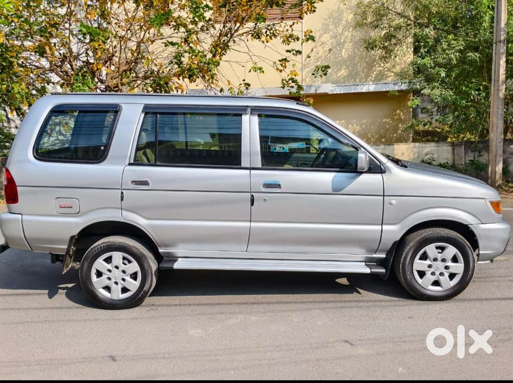 Chevrolet Tavera Neo Ls - B3 7-seater Bs Iii, 2016, Diesel