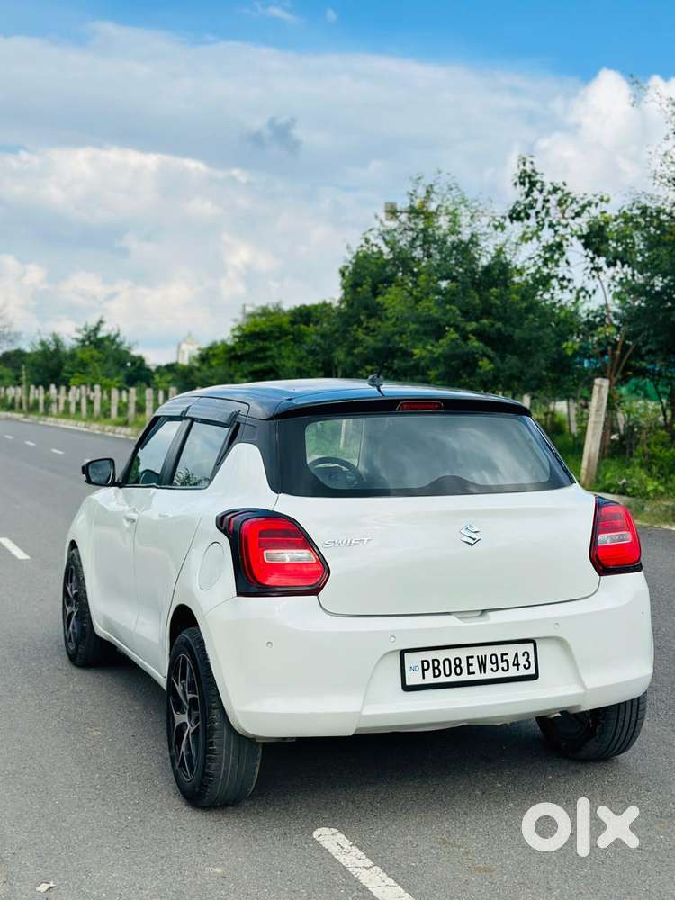 Maruti Suzuki Swift Vvt Vxi, 2022, Petrol