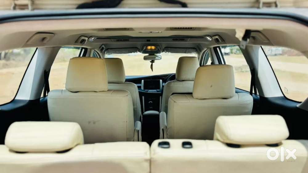 Toyota Innova Crysta 2.4 V 7 Str, 2017, Diesel