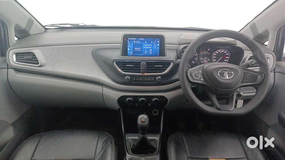 Tata Altroz 1.2 Xm Plus, 2021, Petrol