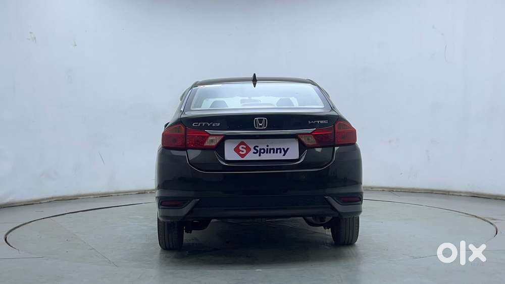 Honda City 1.5 V 4th Gen I-vtec Mt, 2022, Petrol