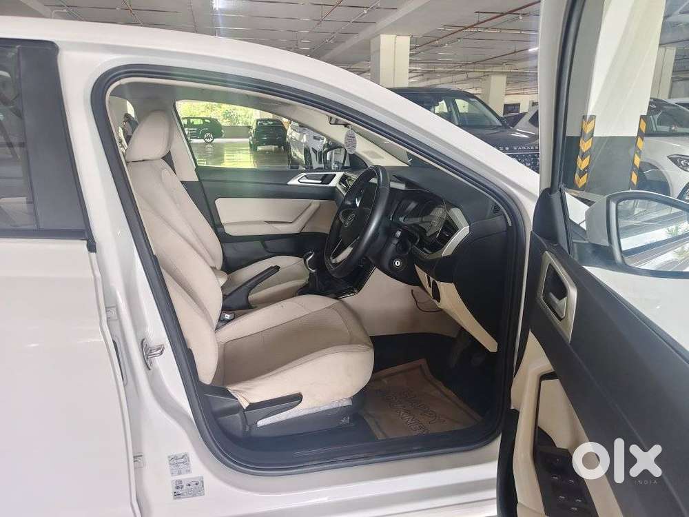 Volkswagen Virtus Topline 1.0 Tsi Mt, 2025