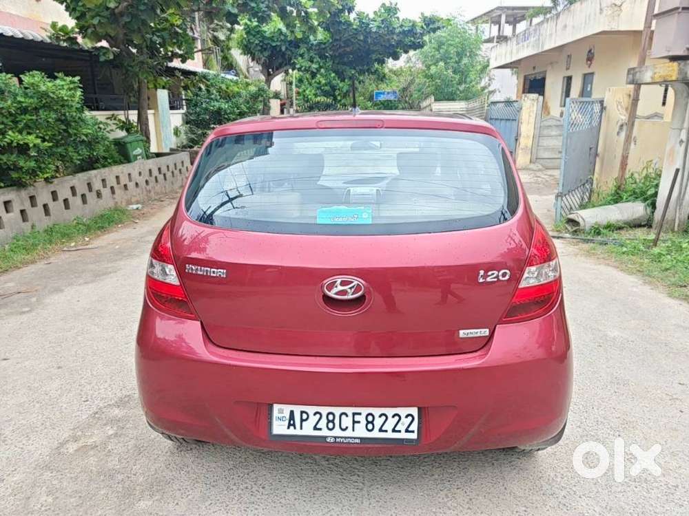 Hyundai I20 Sportz 1.2 Bs-iv, 2010, Petrol