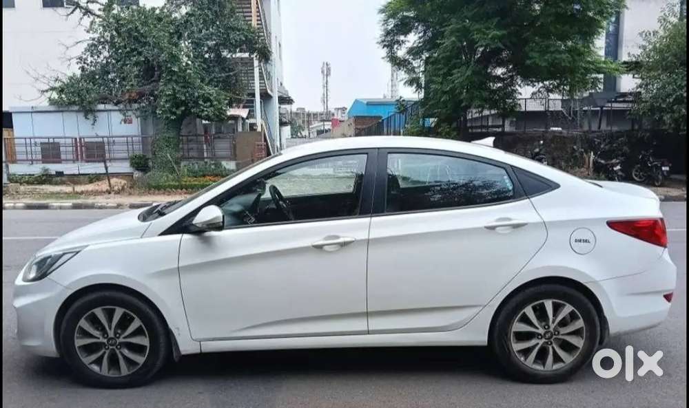 Hyundai Fluidic Verna 2014