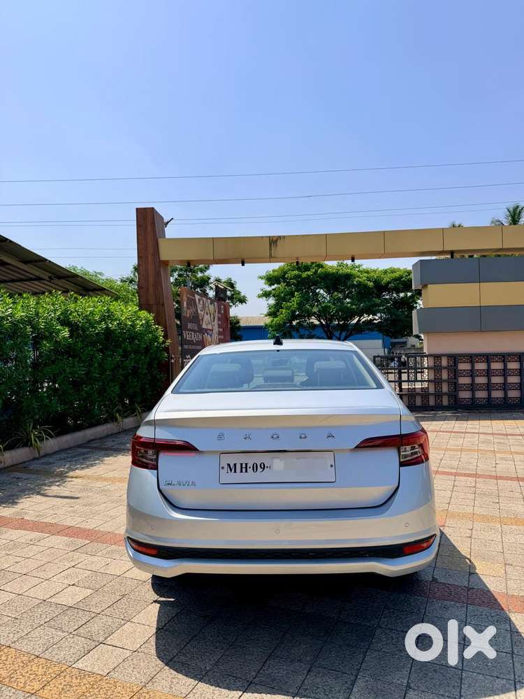 Skoda Slavia Ambition Plus 1.0 Tsi At, 2022, Petrol