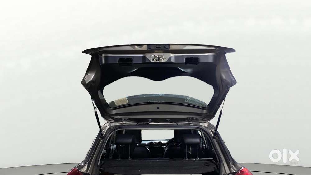 Maruti Suzuki Swift Zxi Plus, 2018, Petrol