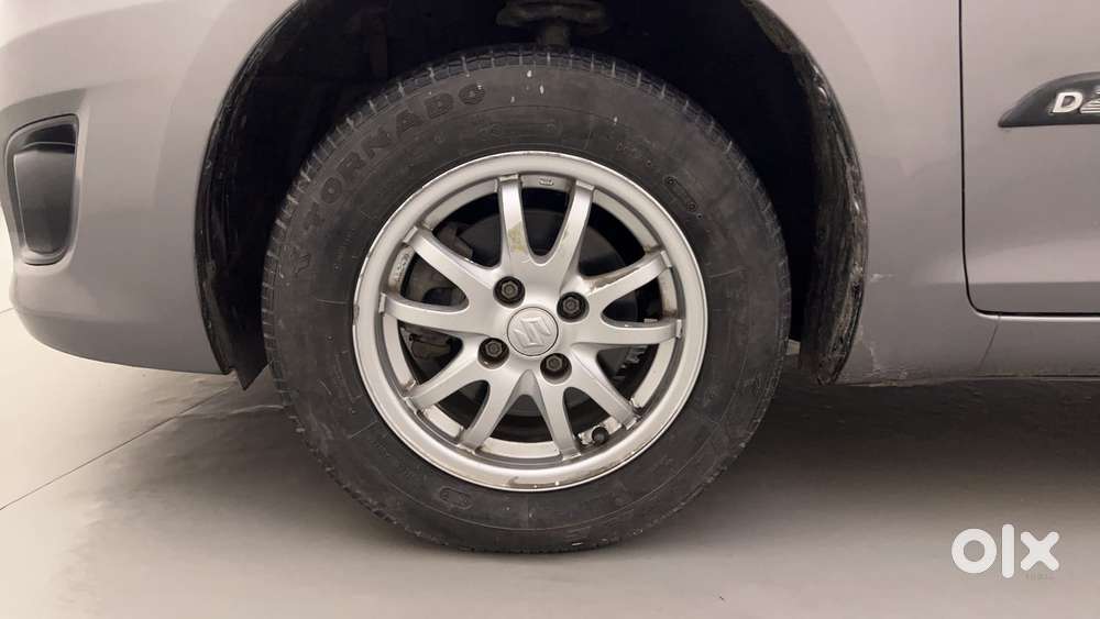 Maruti Suzuki Swift Dzire 1.3 Vxi, 2014, Petrol