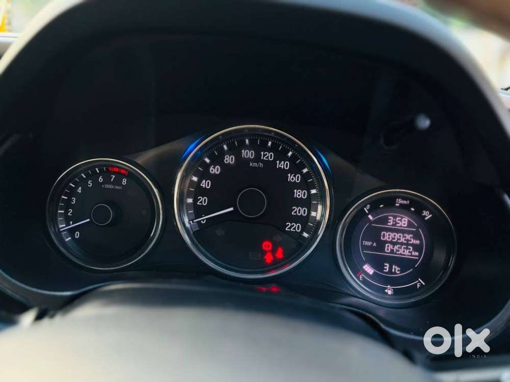 Honda City I-vtec V, 2018, Petrol