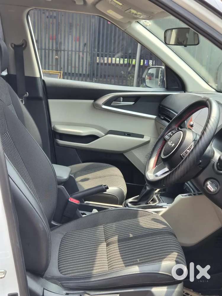Kia Carens 1.5 Prestige 7 Str, 2024, Petrol