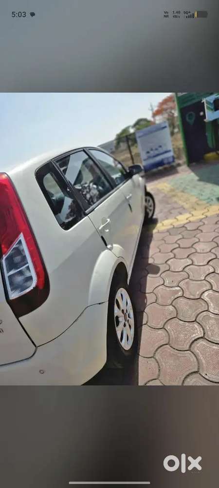 Ford Figo Titanium Blu 2013