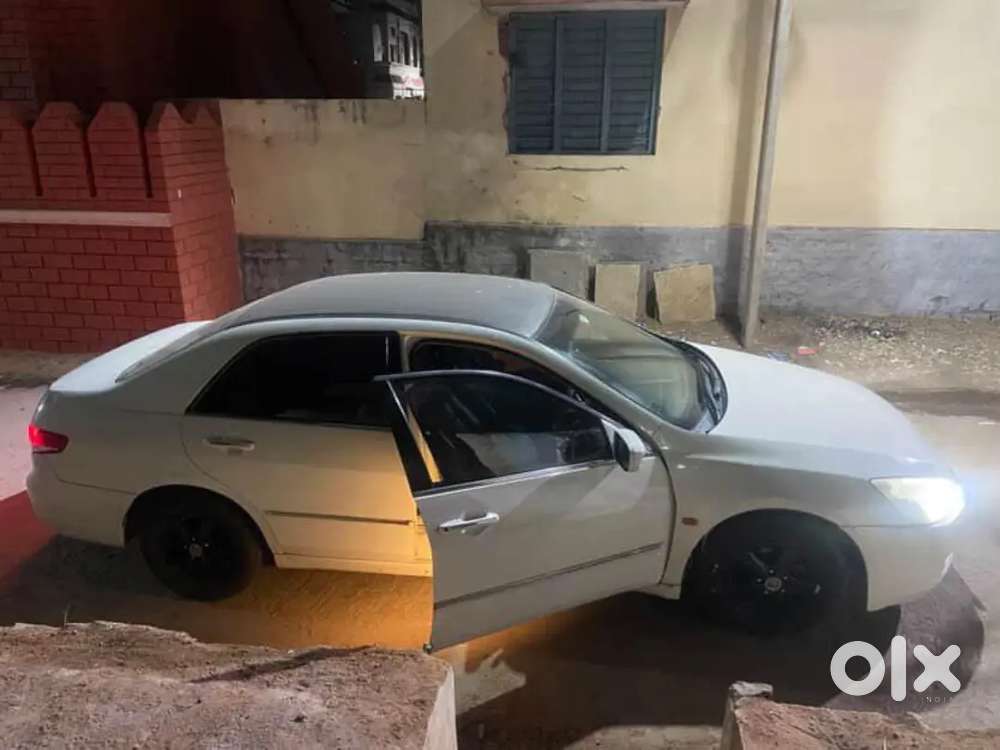Honda Accord 2005 Petrol 150000 Km Driven