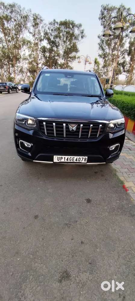Scorpio Nz8 Select Sunroof