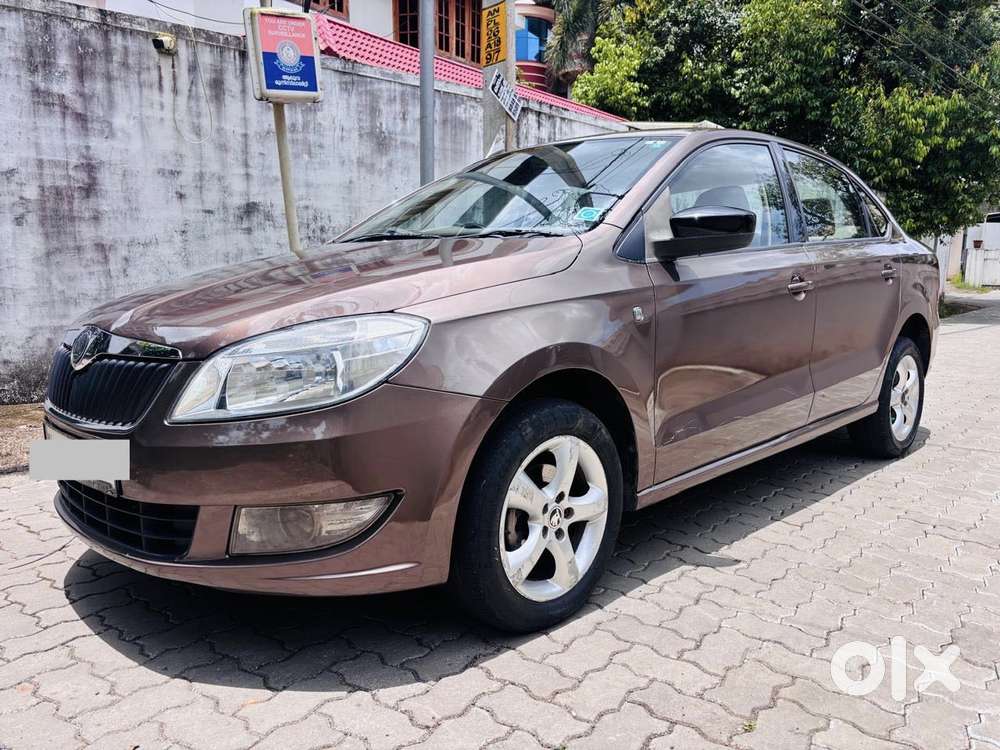 Skoda Rapid 1.5 Tdi At Elegance, 2015, Diesel