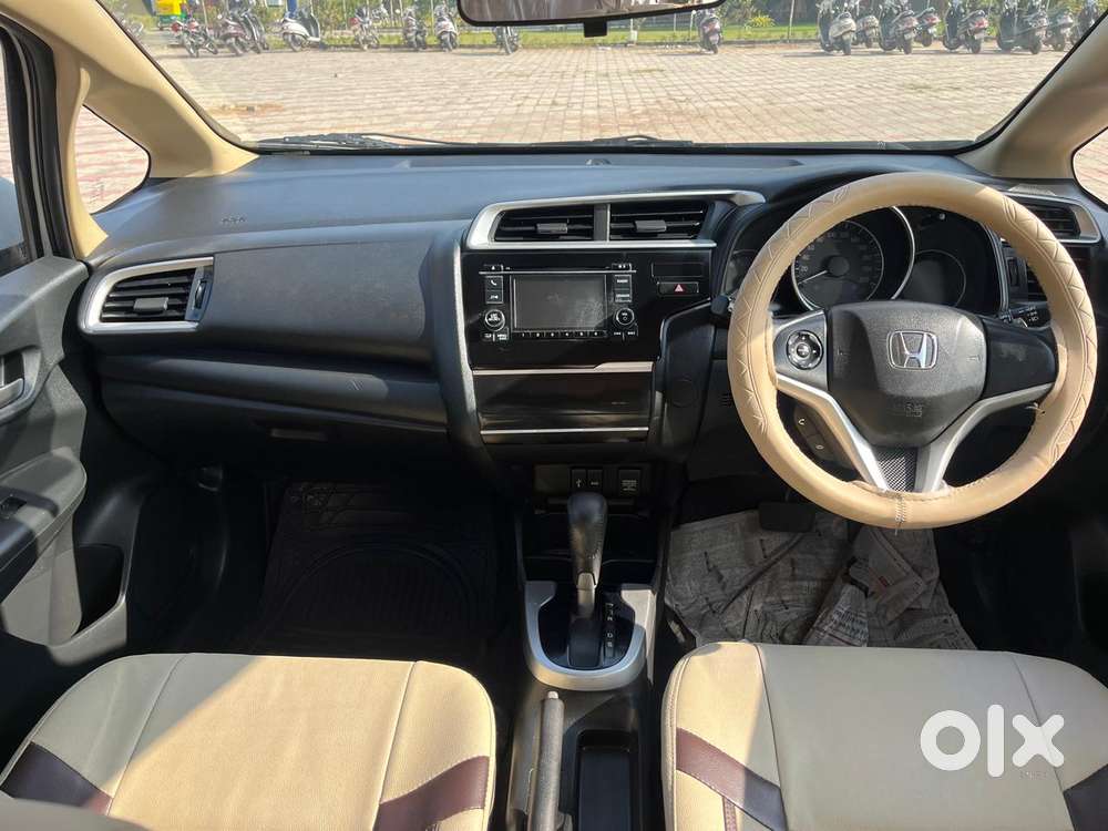 Honda Jazz V Cvt, 2017, Petrol