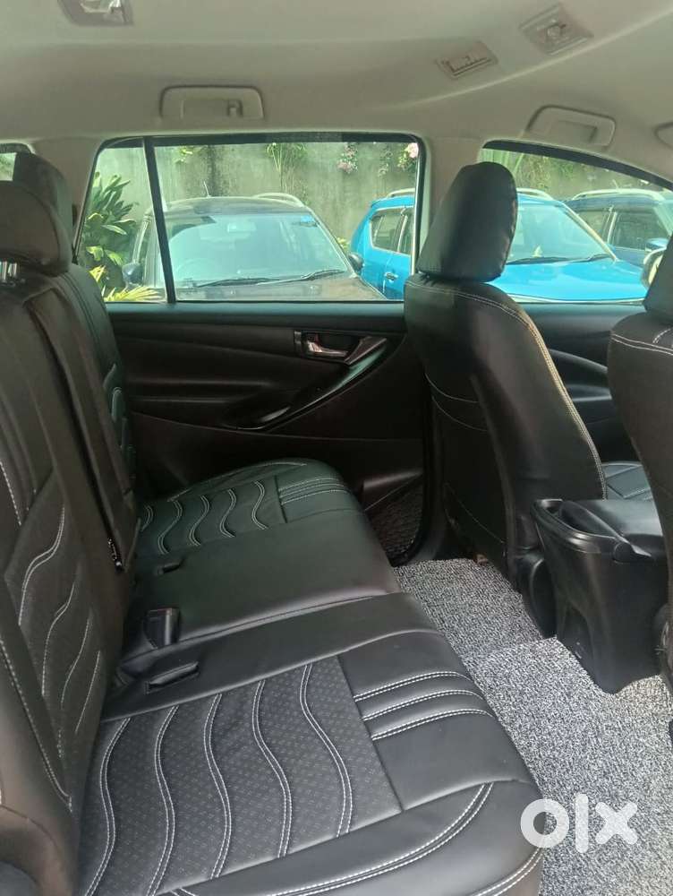 Toyota Innova Crysta 2.4 G Mt, 2017, Diesel