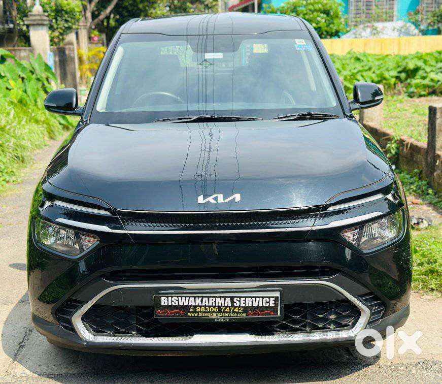 Kia Carens G 1.5 6mt Premium (o) 7-seater, 2024, Petrol