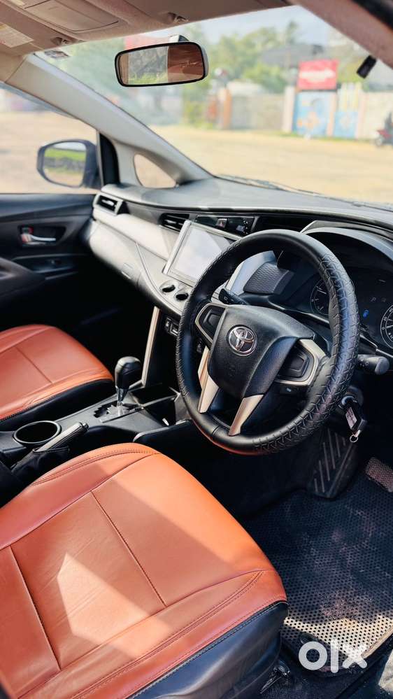 Toyota Innova Crysta 2.8 Gx At, 2017, Diesel