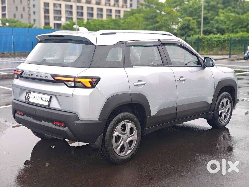 Maruti Suzuki Brezza 1.5 Lxi Cng, 2025, Cng & Hybrids