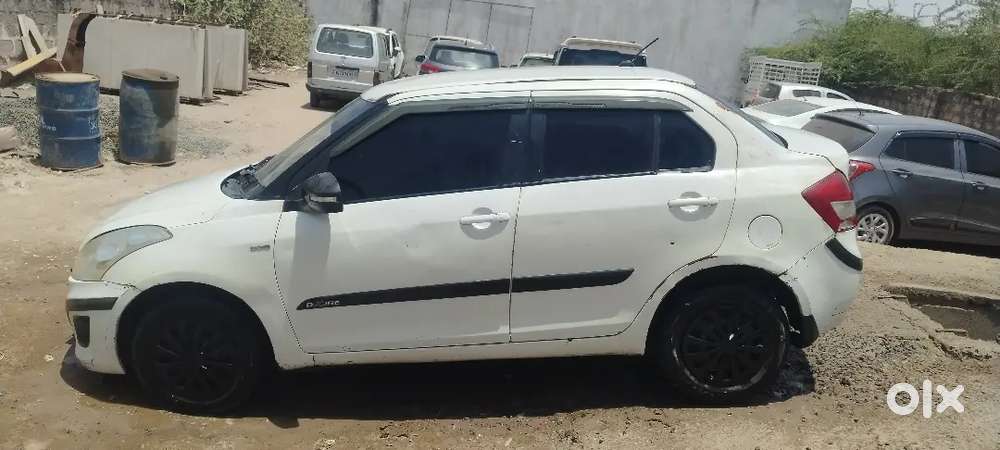 Maruti Suzuki Dzire 2013 Diesel 122000 Km Driven