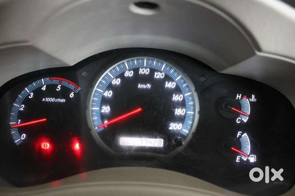 Toyota Innova 2.5 Vx 8 Str, 2013, Diesel