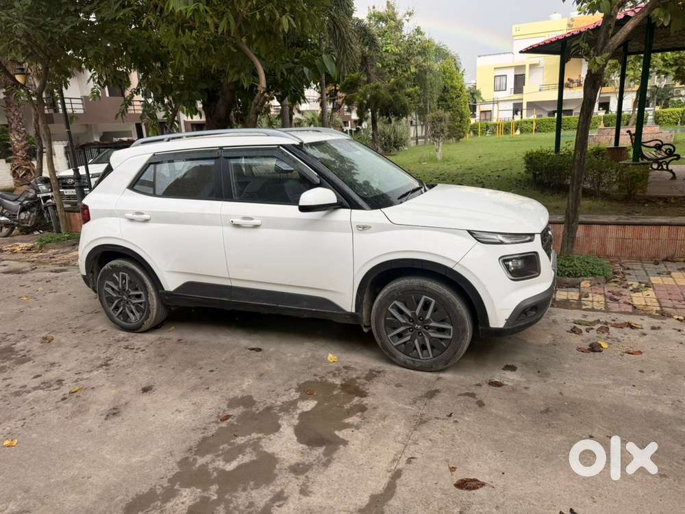 Hyundai Venue Diesel 2021