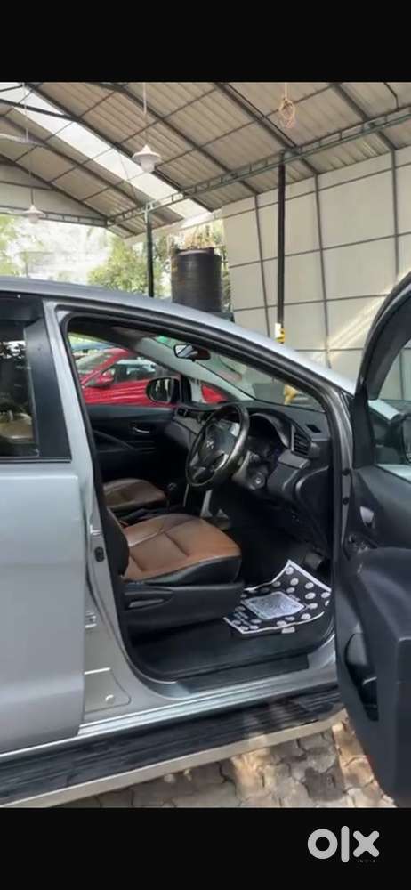 Toyota Innova Crysta 2017