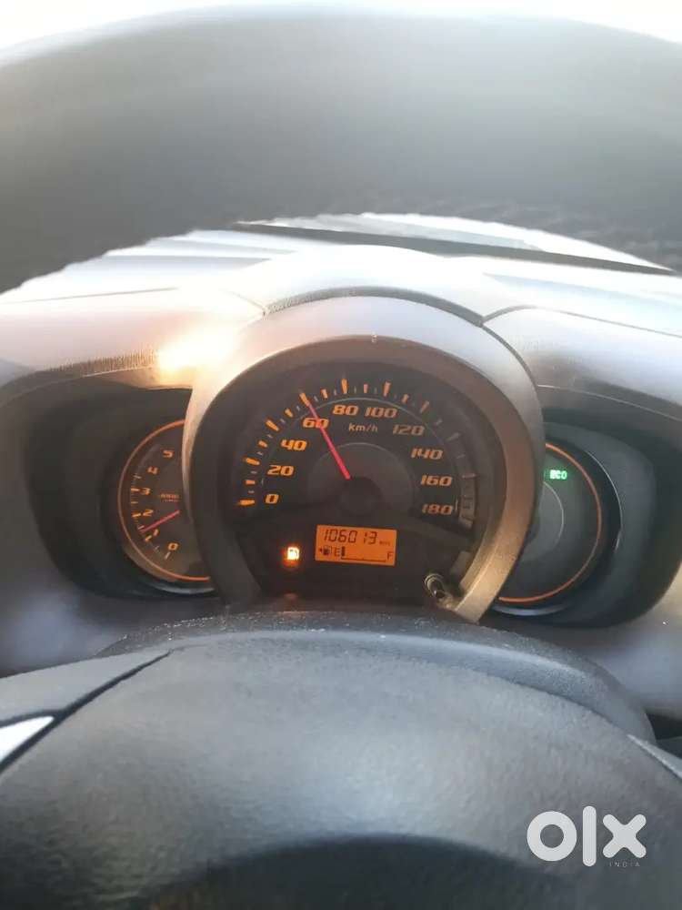 Honda Amaze 1.5 V 2013