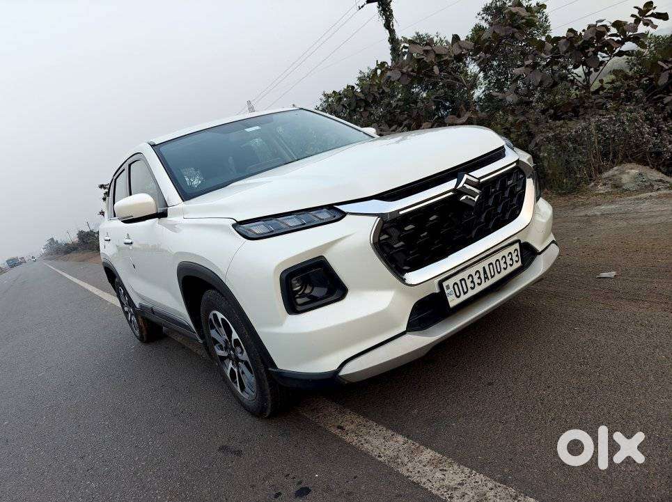 Maruti Suzuki Grand Vitara 1.5 Zeta Smart Hybrid At, 2023, Petrol