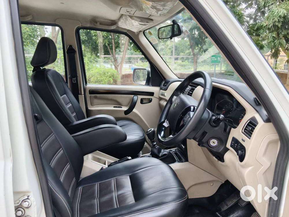 Mahindra Scorpio Classic 2.2 S 11 Mt 7 Str, 2024, Diesel