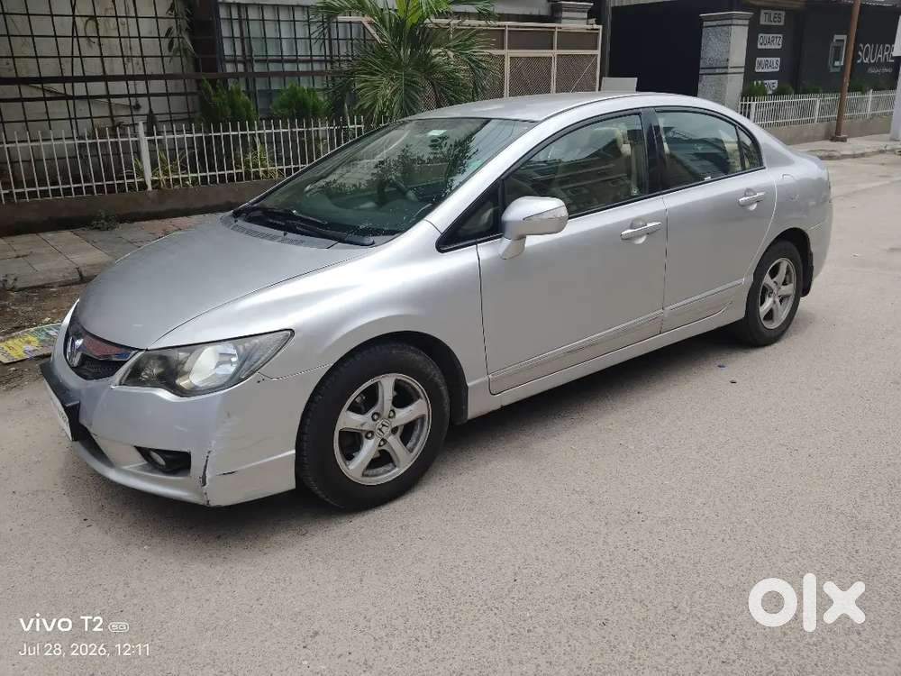 Honda Civic 1.8 V Automatic 2010
