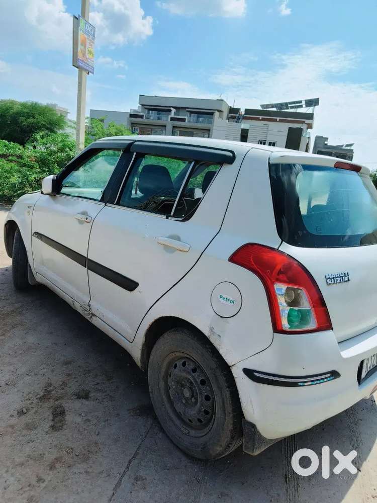Swift Lxi Maruti 2009