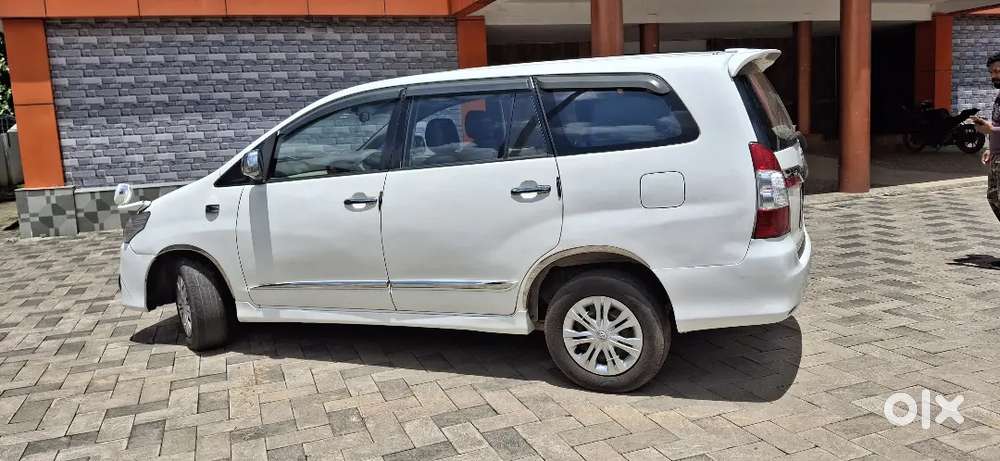 Toyota Innova Diesel 2014toyota Innova G 2014 Model - Manual Transmiss