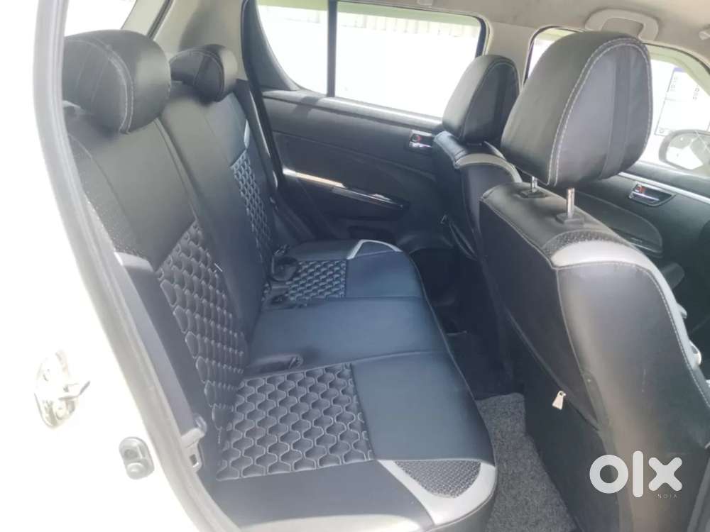Maruti Suzuki Swift Vxi 1.2 Abs Bs-iv, 2017, Petrol
